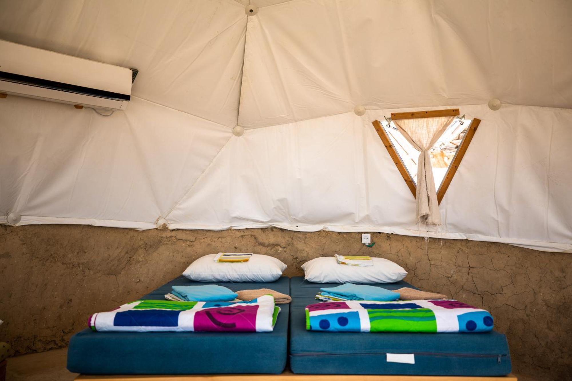 Desert Shade Camp חוות צל מדבר Villa Mitzpe Ramon Ngoại thất bức ảnh